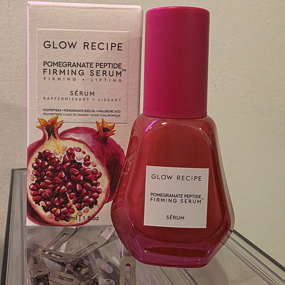Glow Recipe Pomegranate Peptide Firming Serum